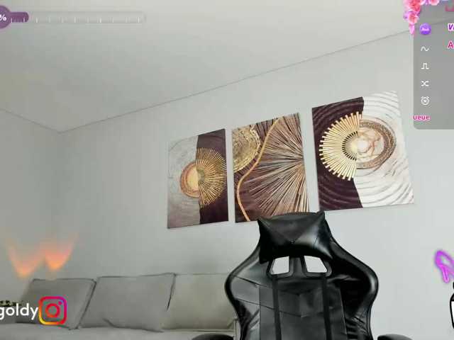 JinnyGold live cam on BongaCams