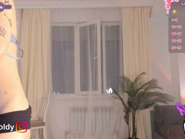 JinnyGold live cam on BongaCams