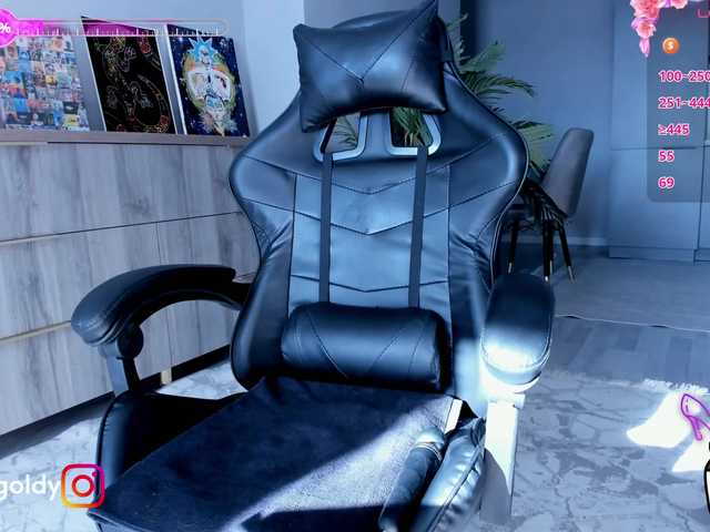 JinnyGold live cam on BongaCams