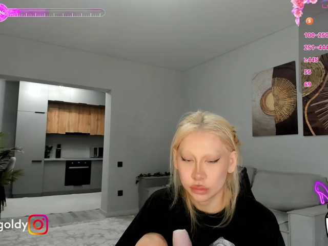 JinnyGold live cam on BongaCams