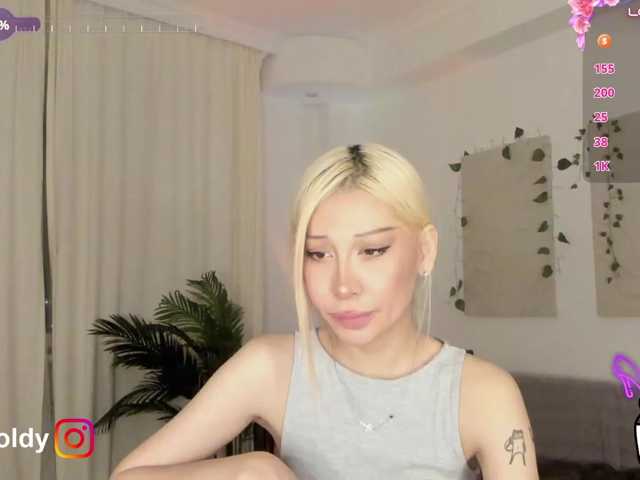 JinnyGold live cam on BongaCams