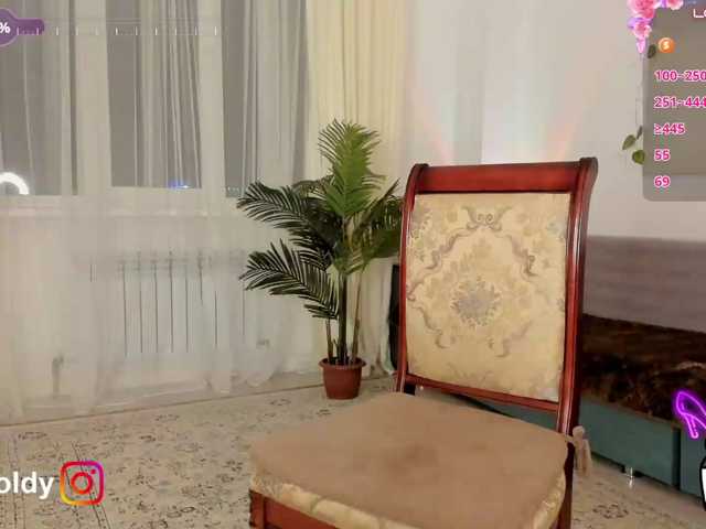 JinnyGold live cam on BongaCams