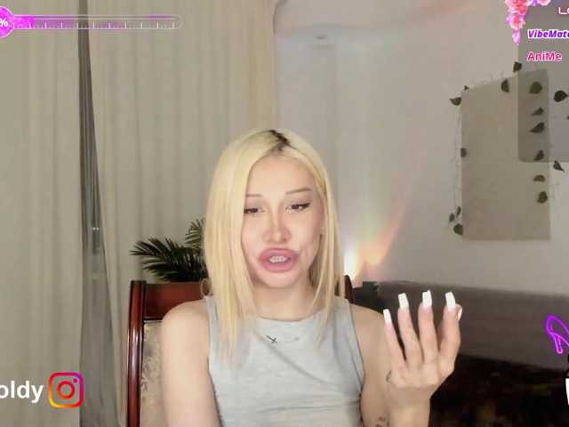 JinnyGold live cam on BongaCams