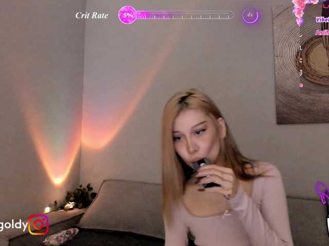 JinnyGold live cam on BongaCams
