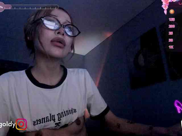 JinnyGold webcam