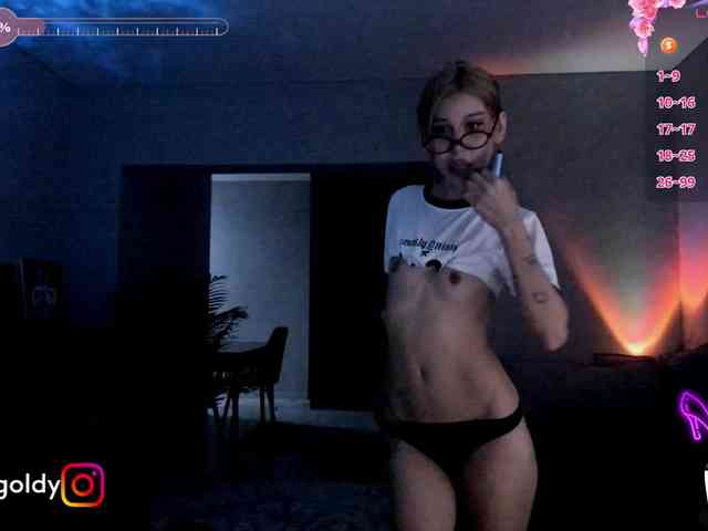 JinnyGold webcam