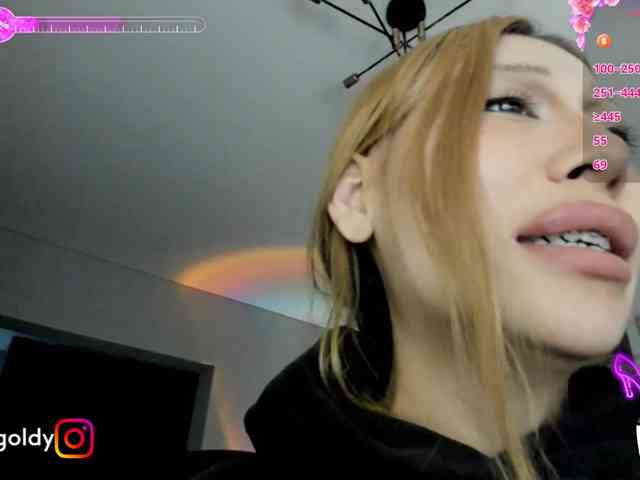 JinnyGold webcam