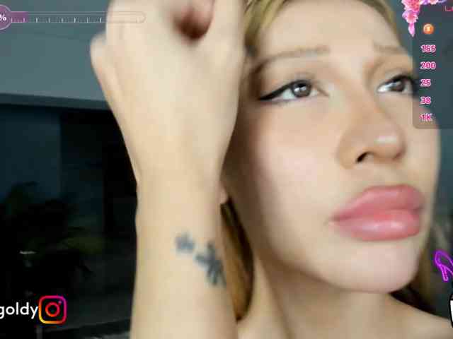 JinnyGold webcam