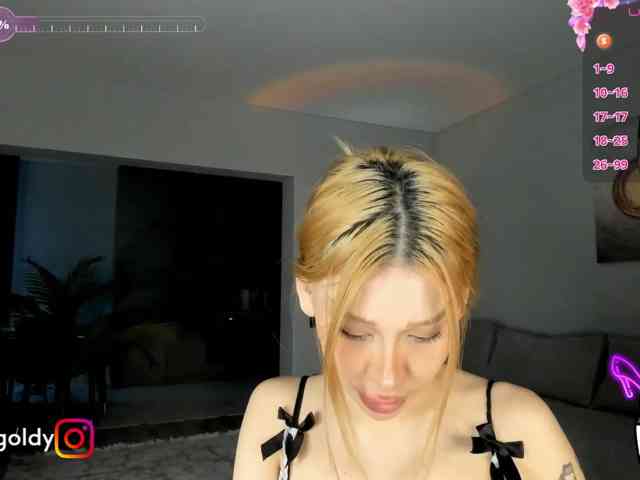 JinnyGold webcam