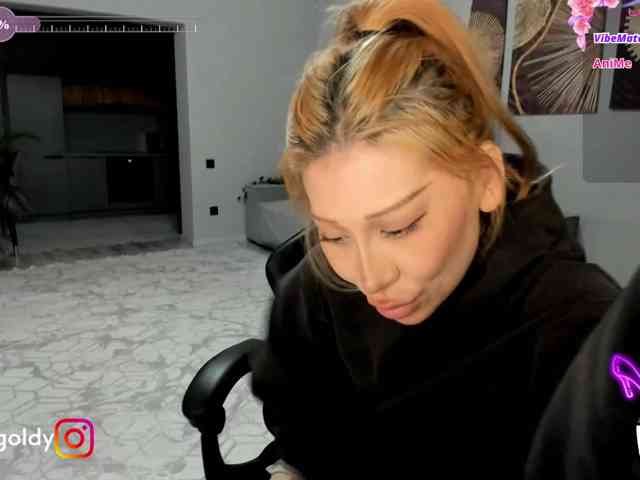JinnyGold webcam