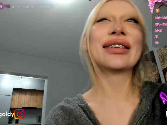 JinnyGold webcam