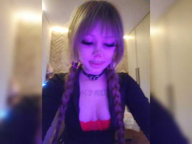 Princessa707 live cam preview