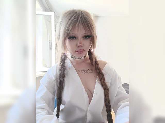 Princessa707 live cam on BongaCams
