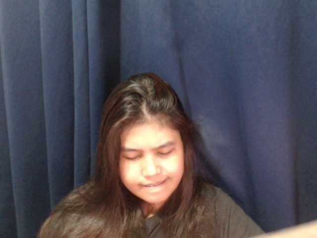 IzzyXoxo live cam preview