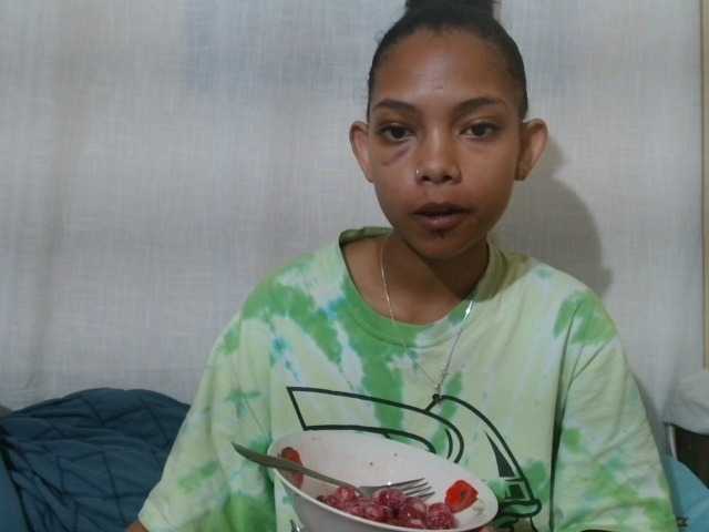 Rayelebang live cam on BongaCams
