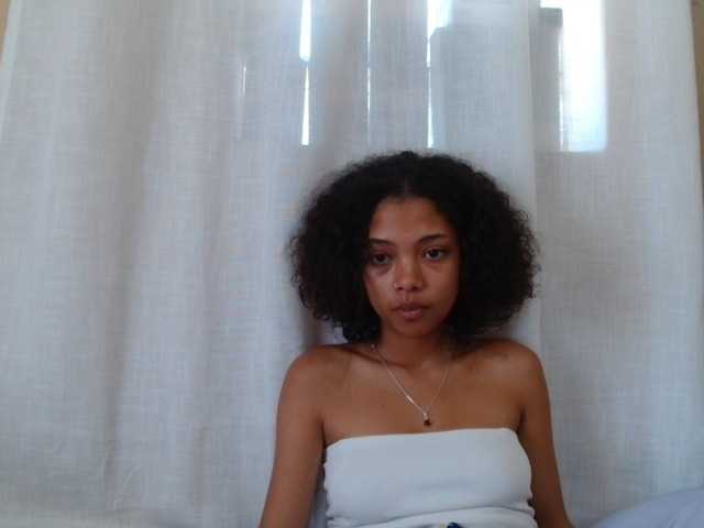 Rayelebang live cam on BongaCams