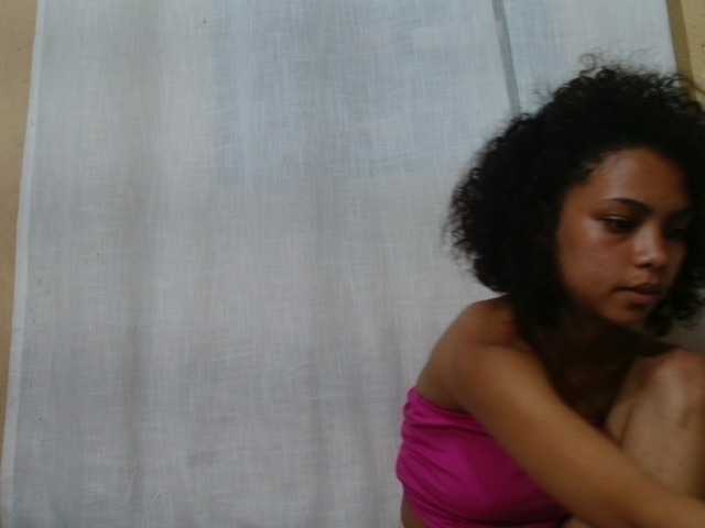 Rayelebang live cam on BongaCams