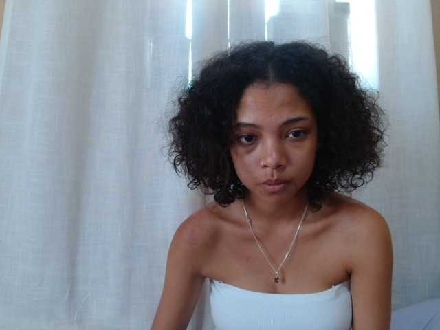 Rayelebang live cam on BongaCams