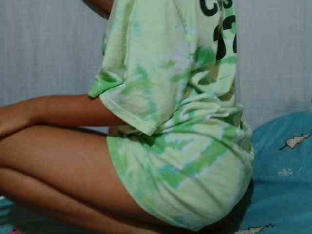 Rayelebang's webcam live show