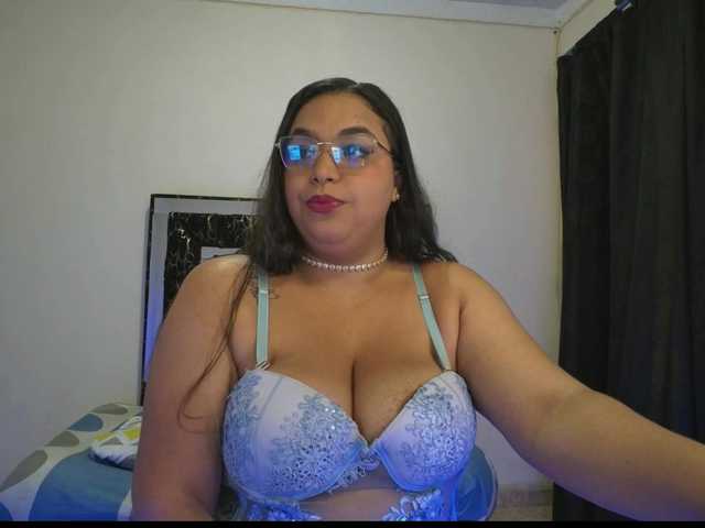 isisjhonson777 — live female cam