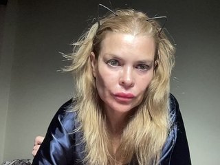 TO4KAGi Porn Show