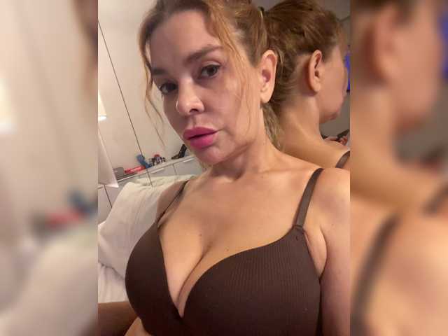 TO4KAGi live cam on BongaCams
