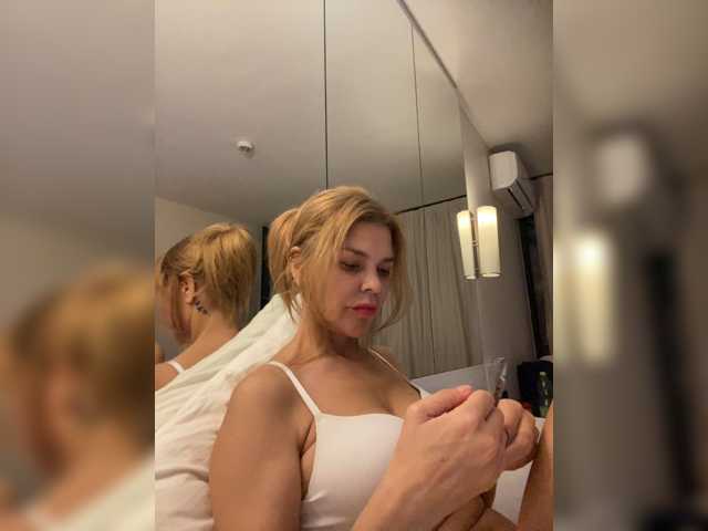 TO4KAGi live cam on BongaCams