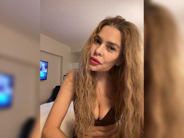 TO4KAGi live cam on BongaCams