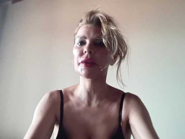 TO4KAGi live cam on BongaCams