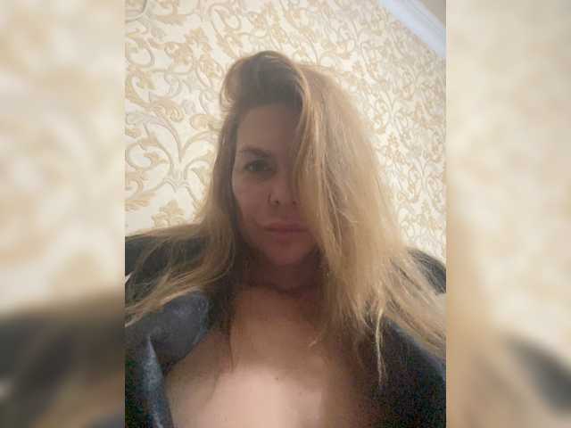 TO4KAGi live cam on BongaCams