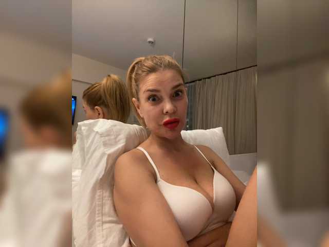 TO4KAGi live cam on BongaCams