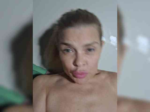 TO4KAGi webcam