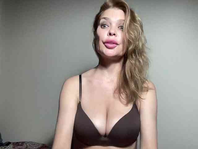 TO4KAGi webcam