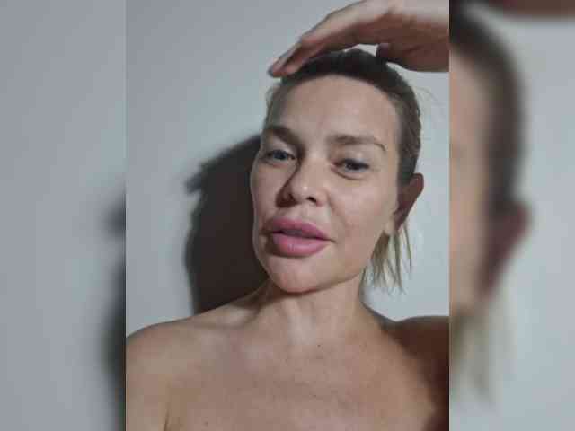 TO4KAGi webcam