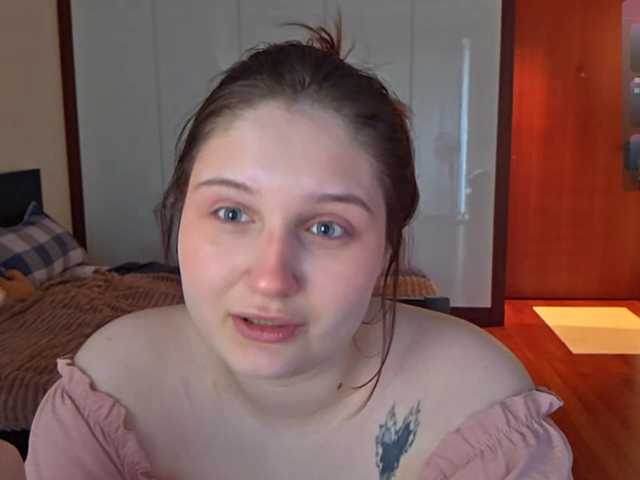 CeceliaPedaci live cam on BongaCams