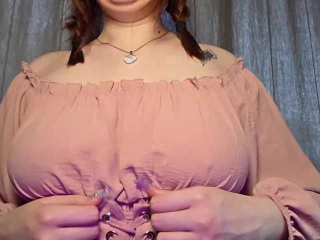CeceliaPedaci live cam on BongaCams