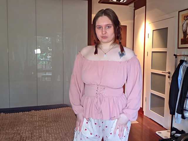 CeceliaPedaci live cam on BongaCams