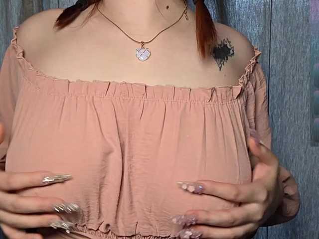 CeceliaPedaci live cam