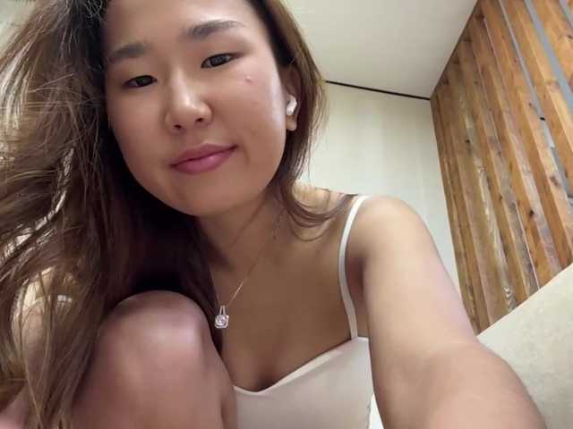 Naomi33