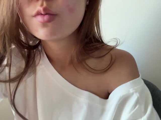 Naomi33