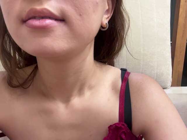 Naomi33