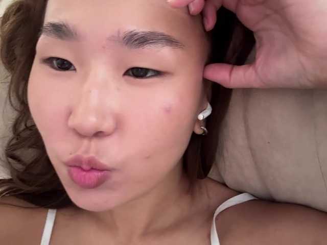 Naomi33