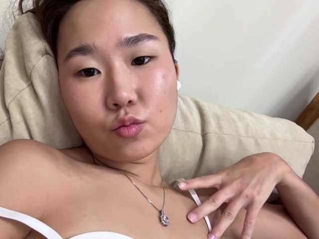 Naomi33