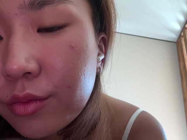 Naomi33 live cam on BongaCams
