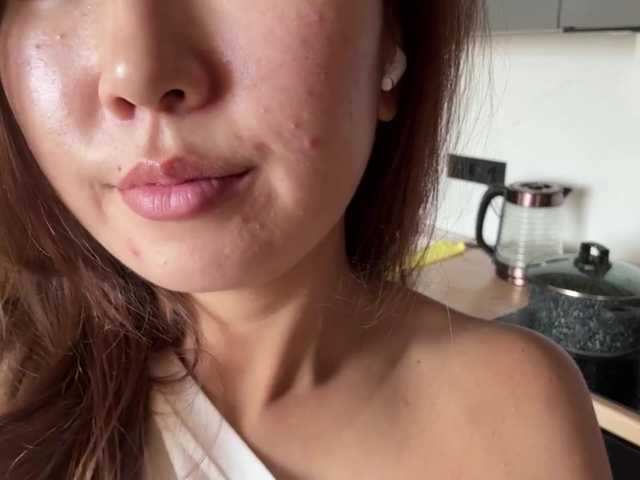 Naomi33