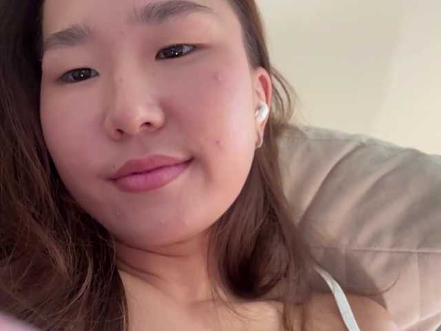 Naomi33
