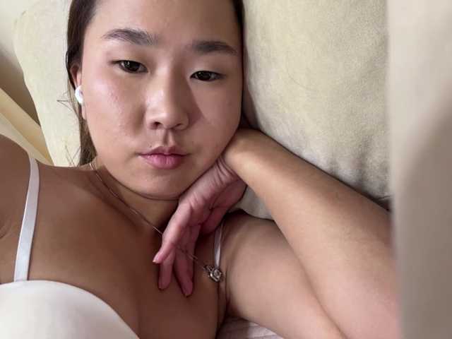 Naomi33