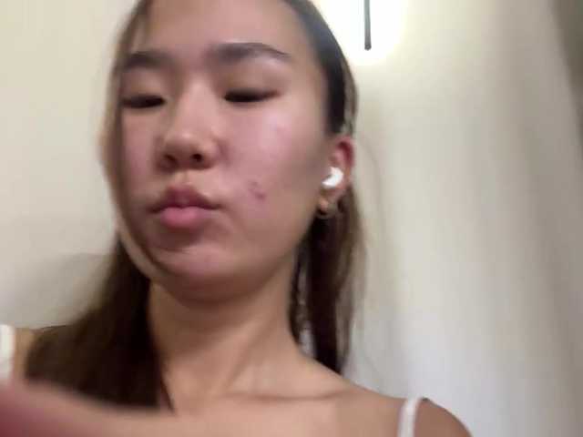 Naomi33