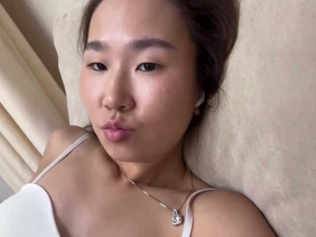 Naomi33