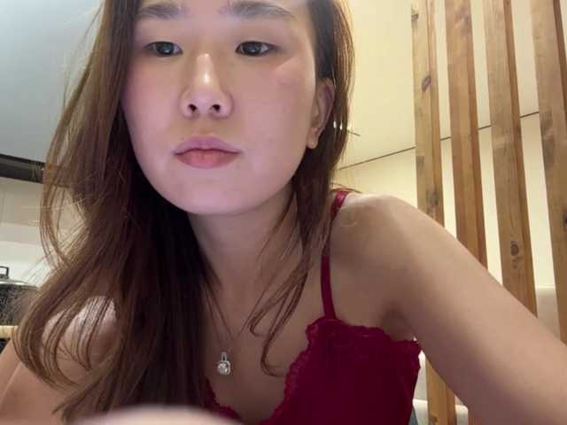 Naomi33